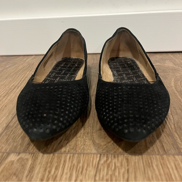 Vionic Posey Black Suede Perforated Flats - Size 6.5 - Picture 7 of 13